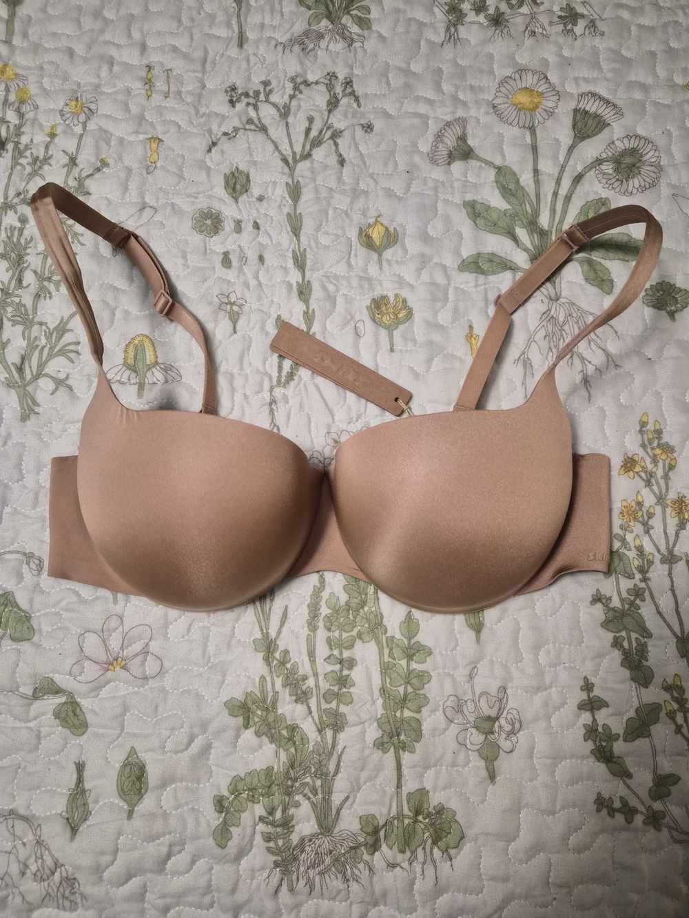 SKIMS Molded Pushup T-Shirt Bra in Clay Tan